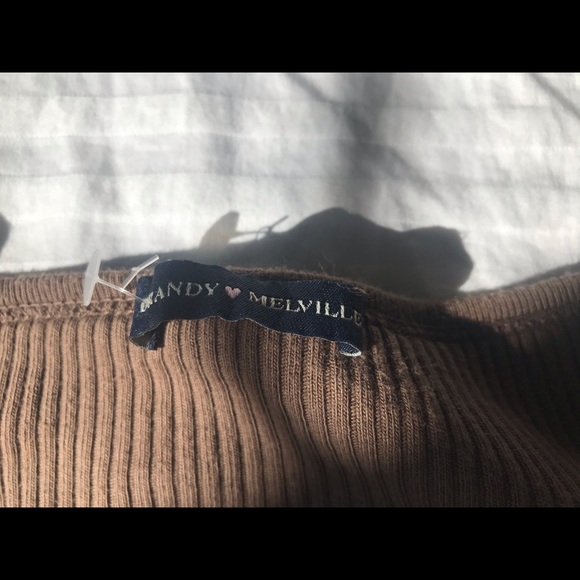 brandy melville zelly top - Picture 2 of 2